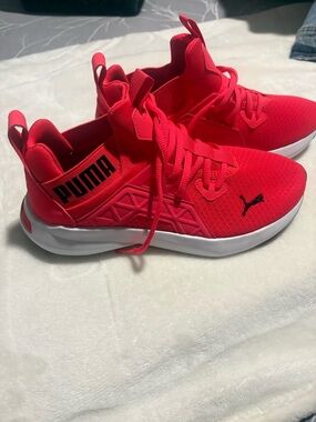 Puma Women’s Dark Coral red Low-Top Sneakers